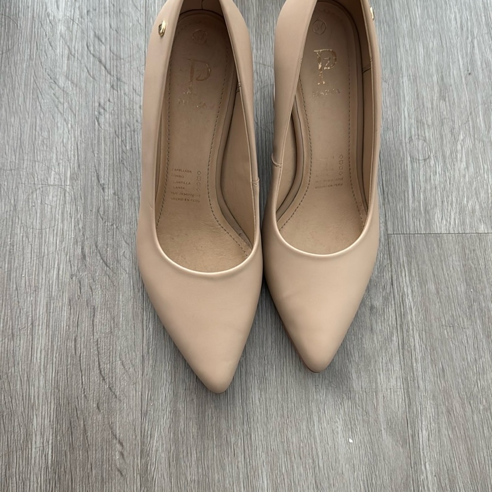 Viale Elegant Nude Pumps leather